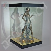 Коробка-акваріум для пакування подарунків 200*200*300 мм Коробка-акваріум для пакування подарунків 200*200*300 мм